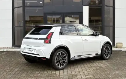 Photo 4 Renault 5 Renault  E-Tech Electrique 10 ch autonomie confort