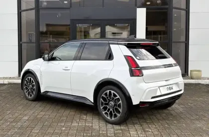 Photo 2 Renault 5 Renault  E-Tech Electrique 10 ch autonomie confort