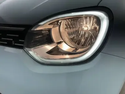 Photo 28 Renault Twingo  III E-Tech