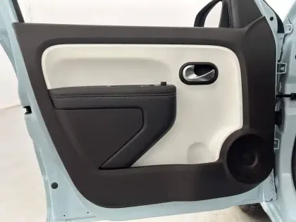 Photo 19 Renault Twingo  III E-Tech