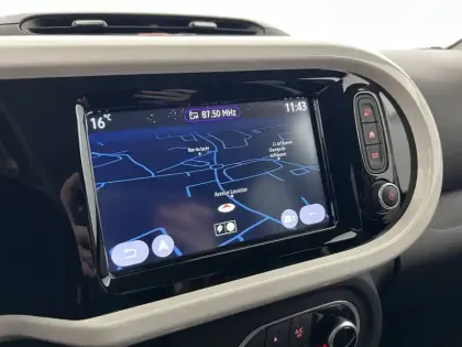Photo 31 Renault Twingo  III E-Tech