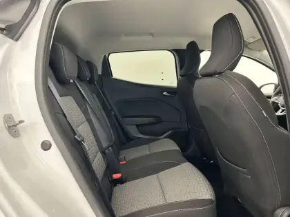 Photo 15 Renault Clio  Blue dCi 100