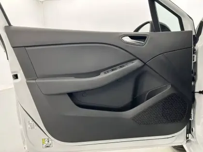 Photo 10 Renault Clio  Blue dCi 100