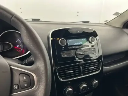 Photo 40 Renault Clio  TCe 90 E6C