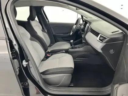 Photo 22 Renault Clio  Blue dCi 100 ch GSR2