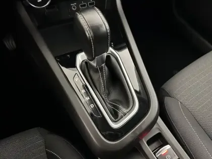 Photo 21 Renault Arkana  mild hybrid 140 EDC FAP - 22