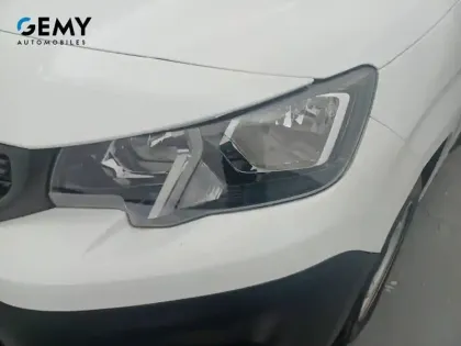 Photo 14 Peugeot Partner  FOURGON STANDARD 650 KG BLUEHDI 100 S&S BVM6