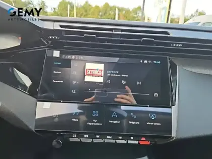 Photo 32 Peugeot 308  SW Hybrid 145 e-DCS6