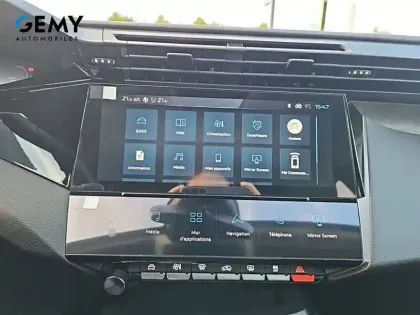 Photo 33 Peugeot 308  SW Hybrid 145 e-DCS6