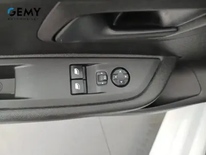 Photo 28 Peugeot 208 Gén. II Ph1 NG Active 5