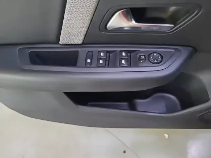 Photo 29 Citroën C4  BlueHDi 110 S&S BVM6