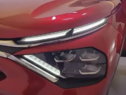 Photo 15 Citroën C4  BlueHDi 110 S&S BVM6