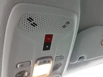 Photo 19 Peugeot 208  PureTech 100 S&S BVM6