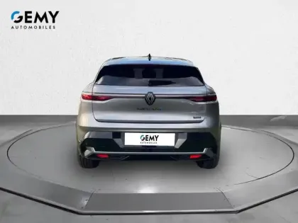 Photo 4 Renault Megane  E-Tech 220 ch autonomie confort