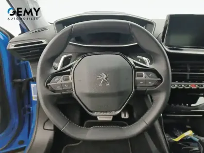 Photo 13 Peugeot 2008  PureTech 130 S&S EAT8