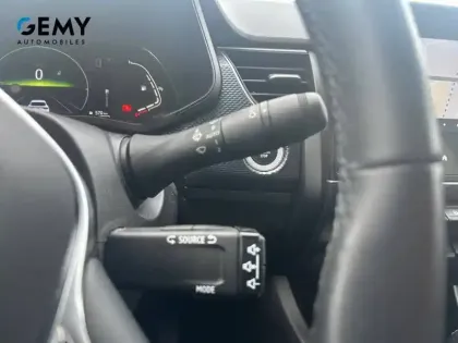 Photo 13 Renault Arkana  E-Tech hybride 145 - 22