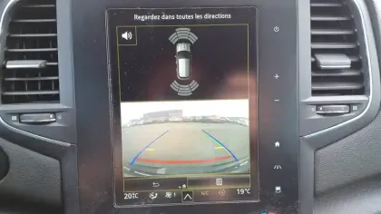 Photo 21 Renault Megane Mégane IV Berline TCe 140 EDC FAP