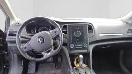 Photo 13 Renault Megane Mégane IV Berline TCe 140 EDC FAP