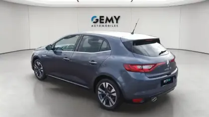 Photo 2 Renault Megane Mégane IV Berline TCe 140 EDC FAP