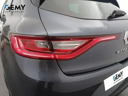 Photo 41 Renault Megane Mégane IV Berline TCe 140 EDC FAP