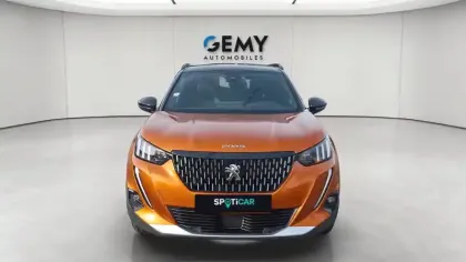 Photo 8 Peugeot 2008  PureTech 130 S&S EAT8