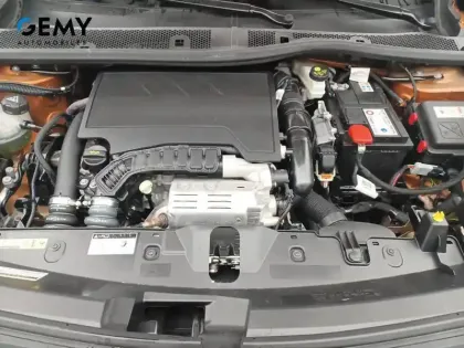 Photo 38 Peugeot 2008  PureTech 130 S&S EAT8