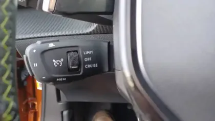 Photo 17 Peugeot 2008  PureTech 130 S&S EAT8