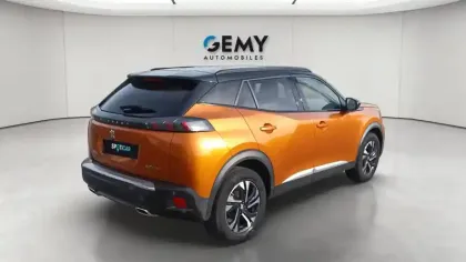 Photo 5 Peugeot 2008  PureTech 130 S&S EAT8