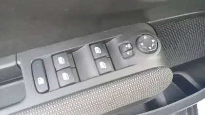 Photo 14 Citroën C3 Aircross  PureTech 110 S&S BVM6