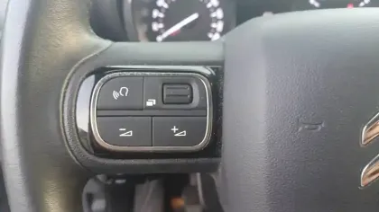 Photo 16 Citroën C3 Aircross  PureTech 110 S&S BVM6