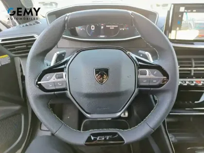 Photo 44 Peugeot 2008  Hybrid 145 e-DCS6