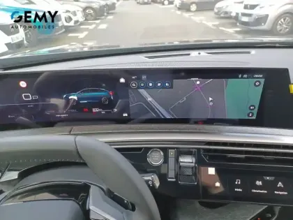 Photo 29 Peugeot 3008  Hybrid 145 e-DCS6