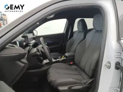 Photo 8 Peugeot 2008  Hybrid 145 e-DCS6