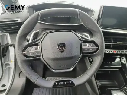 Photo 13 Peugeot 2008  Hybrid 145 e-DCS6