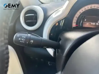 Photo 20 Renault Twingo  III TCe 95