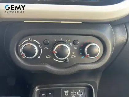 Photo 13 Renault Twingo  III TCe 95