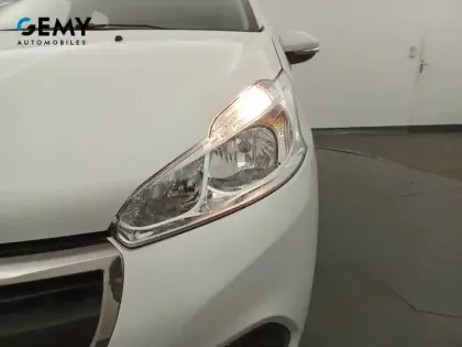 Photo 12 Peugeot 208  AFFAIRE BLUEHDI 100 S&S BVM5