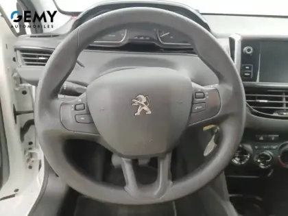 Photo 14 Peugeot 208  AFFAIRE BLUEHDI 100 S&S BVM5