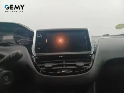 Photo 33 Peugeot 208  AFFAIRE BLUEHDI 100 S&S BVM5