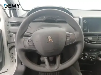 Photo 32 Peugeot 208  AFFAIRE BLUEHDI 100 S&S BVM5