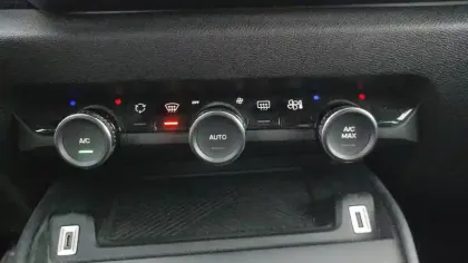 Photo 20 Citroën C4  BlueHDi 130 S&S EAT8