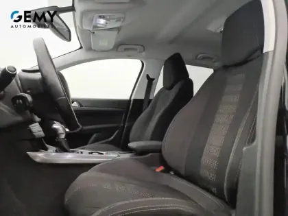 Photo 8 Peugeot 308  SW 1.2 PureTech 130ch S&S EAT6