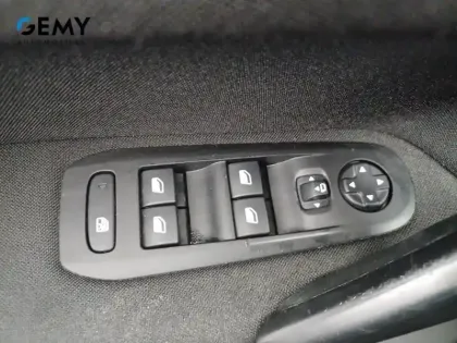 Photo 14 Peugeot 308  SW 1.2 PureTech 130ch S&S EAT6