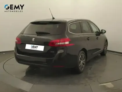 Photo 17 Peugeot 308  SW 1.2 PureTech 130ch S&S EAT6