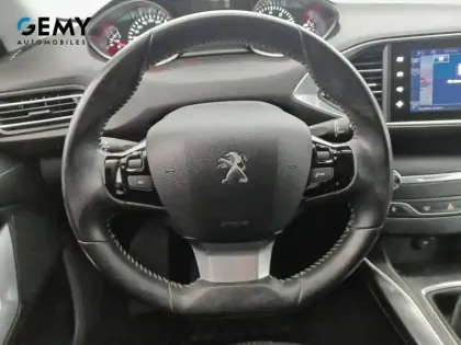 Photo 16 Peugeot 308  SW 1.2 PureTech 130ch S&S EAT6