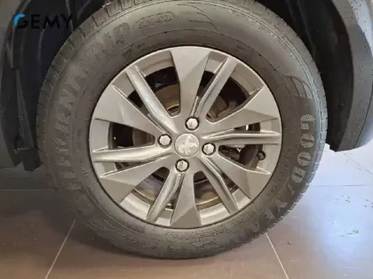 Photo 10 Peugeot 2008  Electrique 136 ch