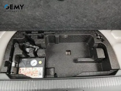 Photo 38 Peugeot 2008  Electrique 136 ch