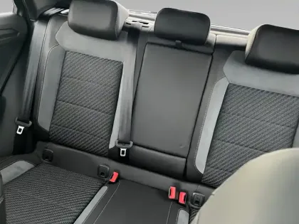 Photo 13 Volkswagen T-roc  1.5 TSI 150 EVO Start/Stop DSG7