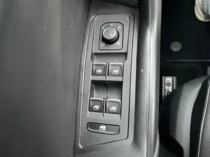 Photo 17 Volkswagen T-roc  1.5 TSI 150 EVO Start/Stop DSG7