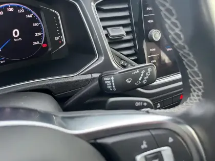 Photo 20 Volkswagen T-roc  1.5 TSI 150 EVO Start/Stop DSG7